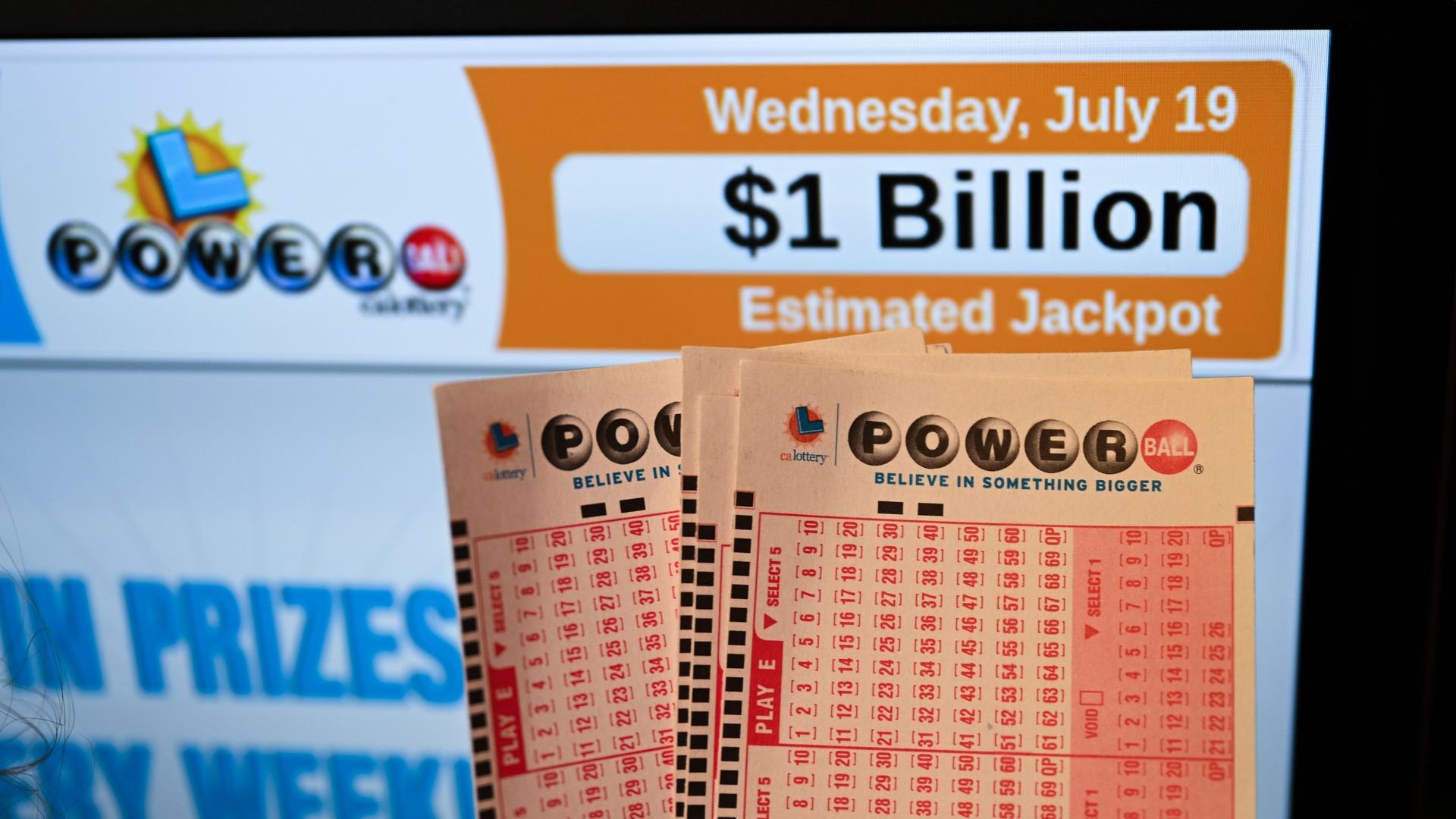 Powerball numbers July 19: Lottery ticket wins $1